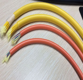 Un cavo a fibre ottiche su ordinazione dei 6 centri dell'OEM della Cina, durevolezza del cavo a fibre ottiche di sblocco alta
